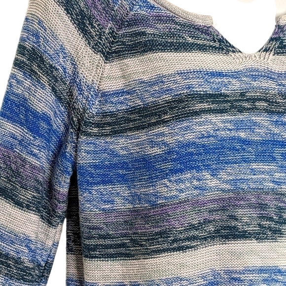 Eddie Bauer Pullover V-Neck Striped 100% Cotton Blue Gray Cozy Sweater Size XS - Picture 3 of 12
